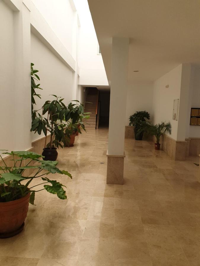 Triana Pura Esencia Apartment Севиля Екстериор снимка
