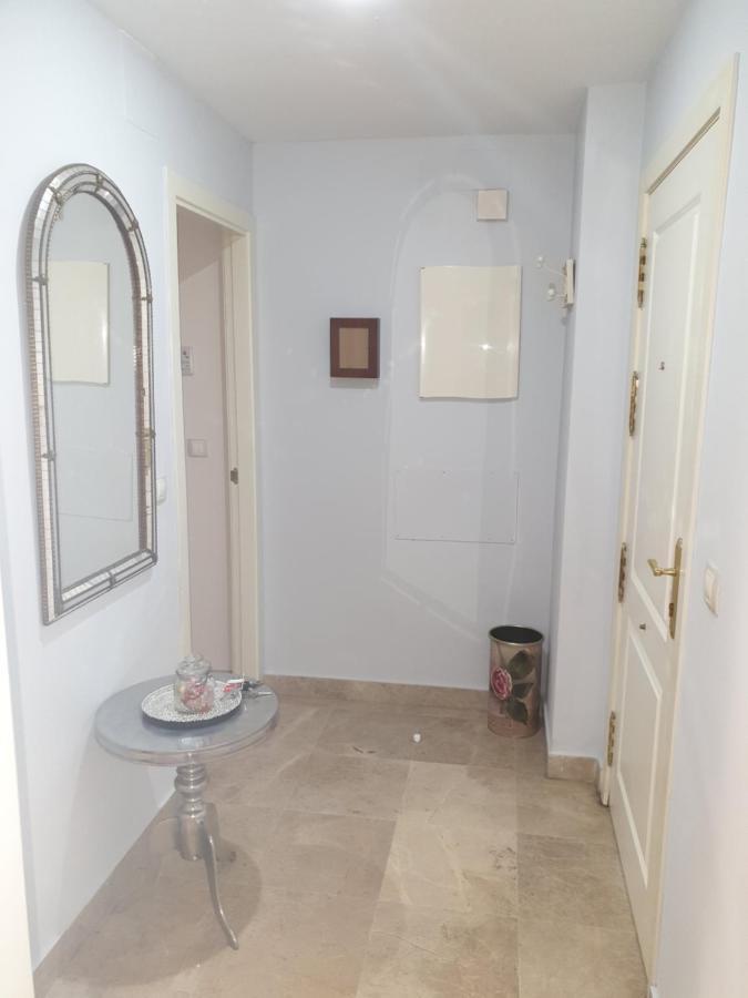 Triana Pura Esencia Apartment Севиля Екстериор снимка