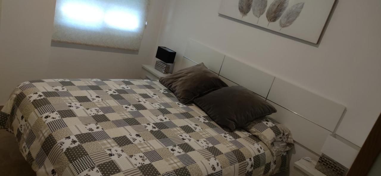 Triana Pura Esencia Apartment Севиля Екстериор снимка
